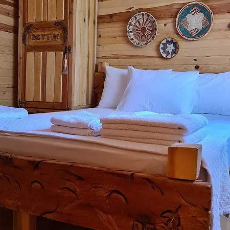 Derin Tas-bungalow